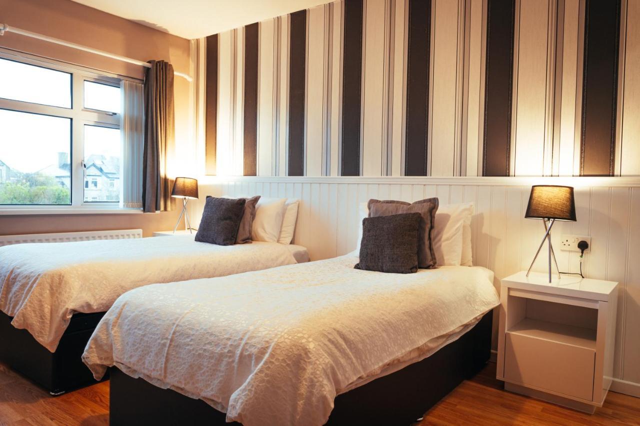 Aaranmore Lodge Guest House Portrush Ruang foto