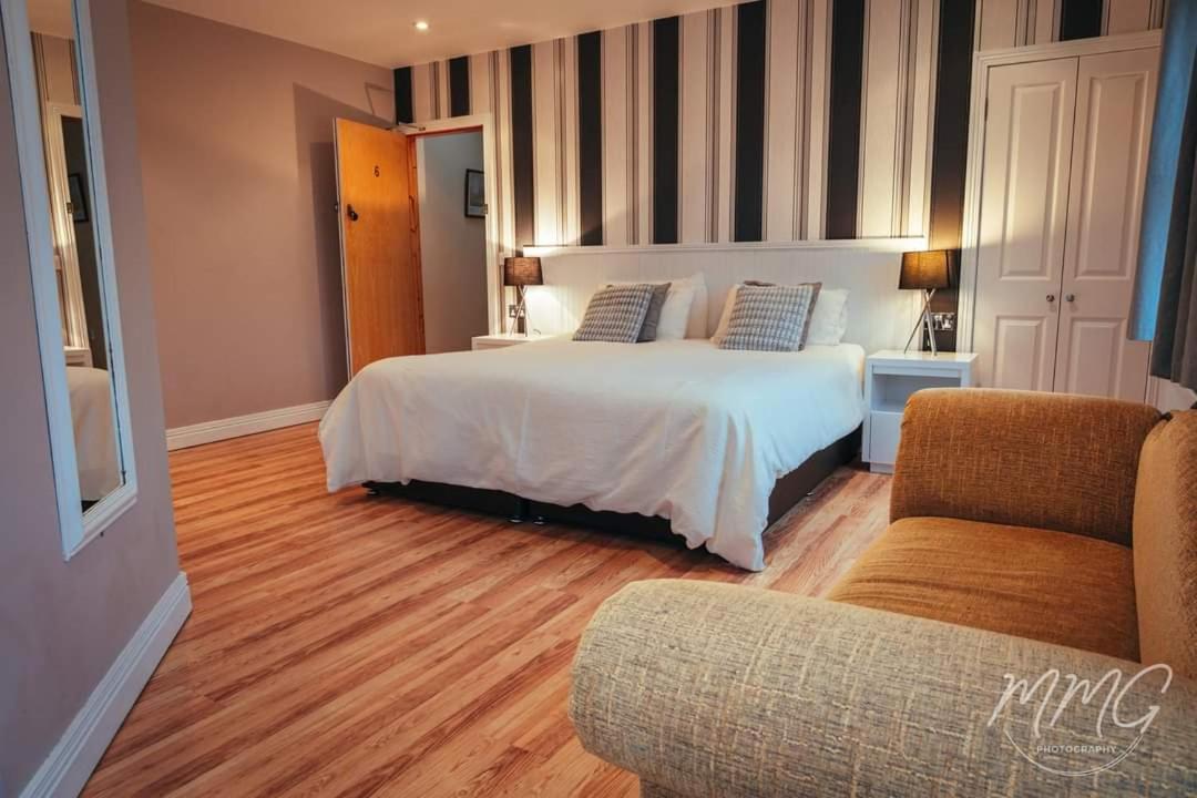 Aaranmore Lodge Guest House Portrush Bagian luar foto