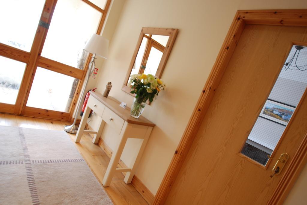 Aaranmore Lodge Guest House Portrush Bagian luar foto