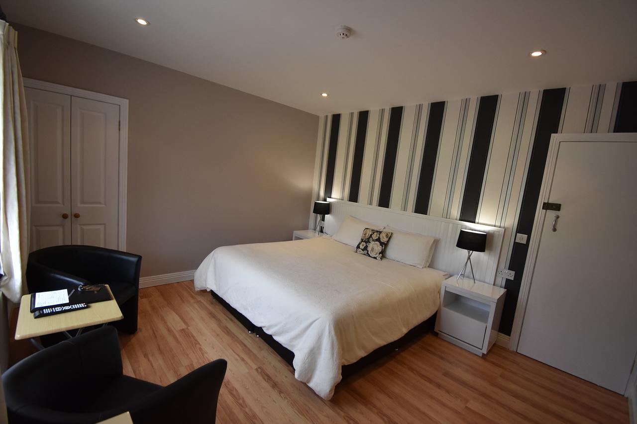 Aaranmore Lodge Guest House Portrush Bagian luar foto